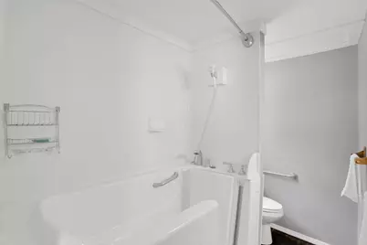 2223 Delavan Drive, Columbus, OH 43219 - Photo 23