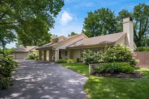4051 The Old Poste Rd, Columbus, OH 43221 - Photo 1