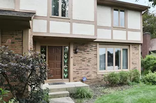 1079 Putney Dr, Columbus, OH 43085 - Photo 3
