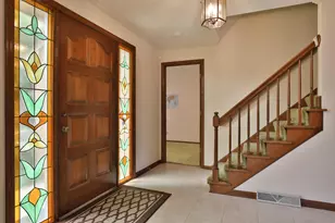 1079 Putney Dr, Columbus, OH 43085 - Photo 5