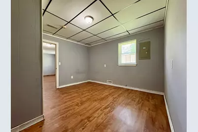 871 Baird Street #B, Logan, OH 43138 - Photo 11