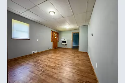 871 Baird Street #B, Logan, OH 43138 - Photo 5