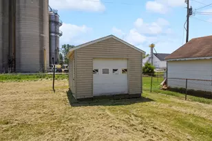 155 W Union St, New Bloomington, OH 43341 - Photo 17