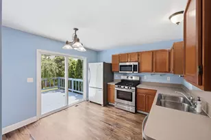 4700 Trabue Woods Ct, Columbus, OH 43228 - Photo 9