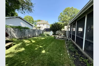 230 E College Street, Granville, OH 43023 - Photo 3