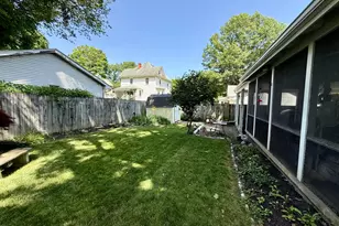 230 E College St, Granville, OH 43023 - Photo 3