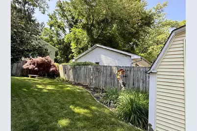 230 E College Street, Granville, OH 43023 - Photo 5