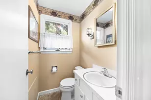 230 E College St, Granville, OH 43023 - Photo 49