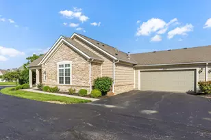 5123 Hayden Woods Ln, Hilliard, OH 43026 - Photo 3