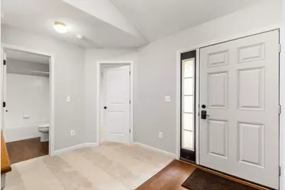4481 Glenwood Spring Court, Columbus, OH 43228 - Photo 5