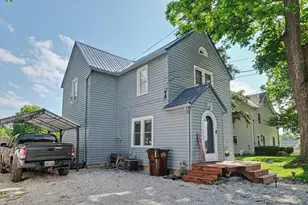 423 Erie St, Galion, OH 44833 - Photo 3