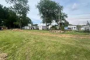 1384 Moler Rd, Columbus, OH 43207 - Photo 7