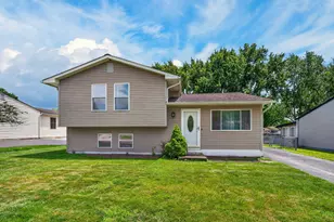 8767 Hubbard Dr S, Galloway, OH 43119 - Photo 33