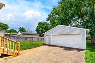 8767 Hubbard Dr S, Galloway, OH 43119 - Photo 27
