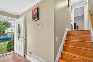 8767 Hubbard Dr S, Galloway, OH 43119 - Photo 5