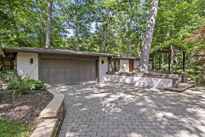 815 Lookout Point Drive, Columbus, OH 43235 - Photo 5