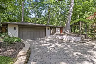 815 Lookout Point Dr, Columbus, OH 43235 - Photo 5