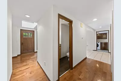 815 Lookout Point Drive, Columbus, OH 43235 - Photo 15