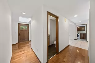 815 Lookout Point Dr, Columbus, OH 43235 - Photo 15