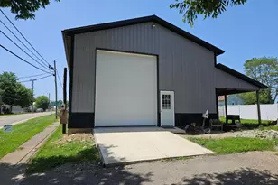 152 E Liberty Street E, Martinsburg, OH 43037 - Photo 1