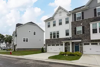 207 Via Veneto, Delaware, OH 43015 - Photo 3