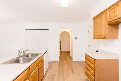 630 Faith Ann Drive, Pataskala, OH 43062 - Photo 9