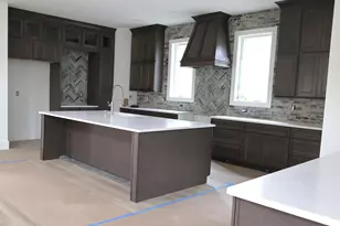 5703 Butternut Dr, Lewis Center, OH 43035 - Photo 9