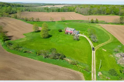 8381 Horn Road, Gambier, OH 43022 - Photo 7