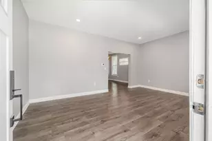 210 S Terrace Ave, Columbus, OH 43204 - Photo 5