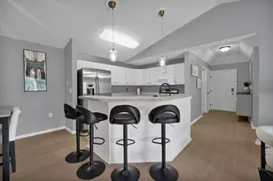 6200 Harbour Pointe, Columbus, OH 43231 - Photo 9