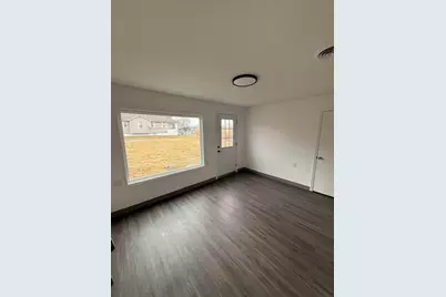 4445 East Pike, Zanesville, OH 43701 - Photo 15