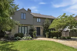 2281 Northwest Blvd, Columbus, OH 43221 - Photo 1