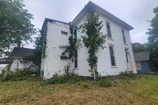 120 N E St, New Holland, OH 43145 - Photo 3