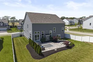 9144 Coe Dr, Plain City, OH 43064 - Photo 3