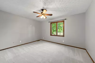 2028 Belangee Drive, Blacklick, OH 43004 - Photo 33