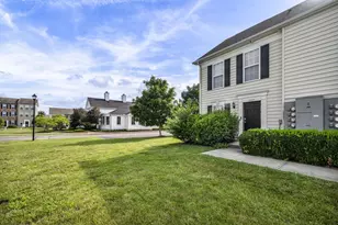 6423 Blue Knoll Dr, Canal Winchester, OH 43110 - Photo 3
