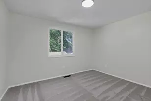 435 Carolann Ave, Columbus, OH 43207 - Photo 15