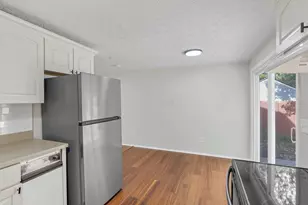 435 Carolann Ave, Columbus, OH 43207 - Photo 13