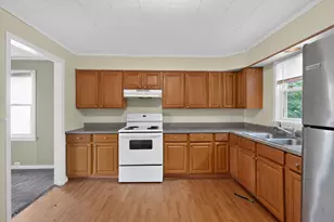 2945 Azelda St, Columbus, OH 43224 - Photo 13