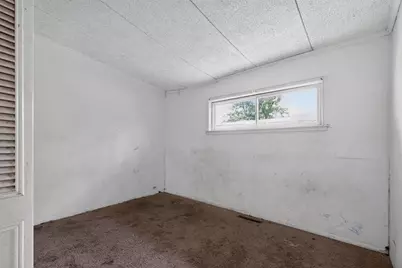 1823 E Blake Avenue, Columbus, OH 43219 - Photo 11