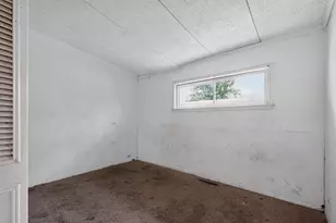 1823 E Blake Ave, Columbus, OH 43219 - Photo 11