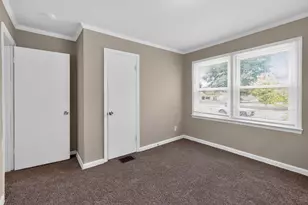 636 S Ashburton Rd, Columbus, OH 43213 - Photo 21