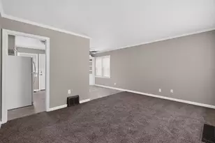 636 S Ashburton Rd, Columbus, OH 43213 - Photo 5
