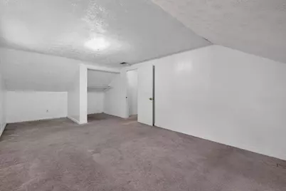 2418 Century Drive, Columbus, OH 43211 - Photo 15