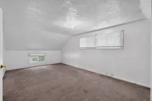 2418 Century Dr, Columbus, OH 43211 - Photo 21