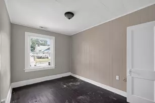 229 S Eureka Ave, Columbus, OH 43204 - Photo 15