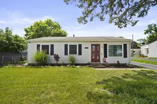 4511 Edgewyn Ave, Hilliard, OH 43026 - Photo 1