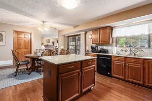 2920 Wynridge Dr, Grove City, OH 43123 - Photo 7