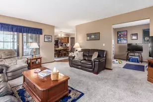 2920 Wynridge Dr, Grove City, OH 43123 - Photo 11