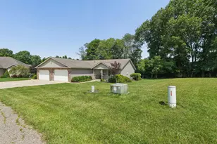 518A Hickory Ln, Howard, OH 43028 - Photo 3